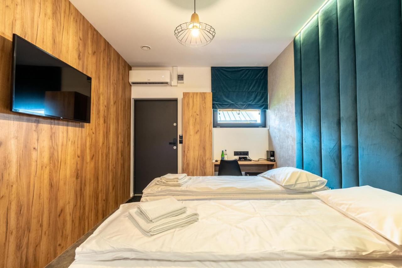 Ironresorts Sieroslaw  Ngoại thất bức ảnh